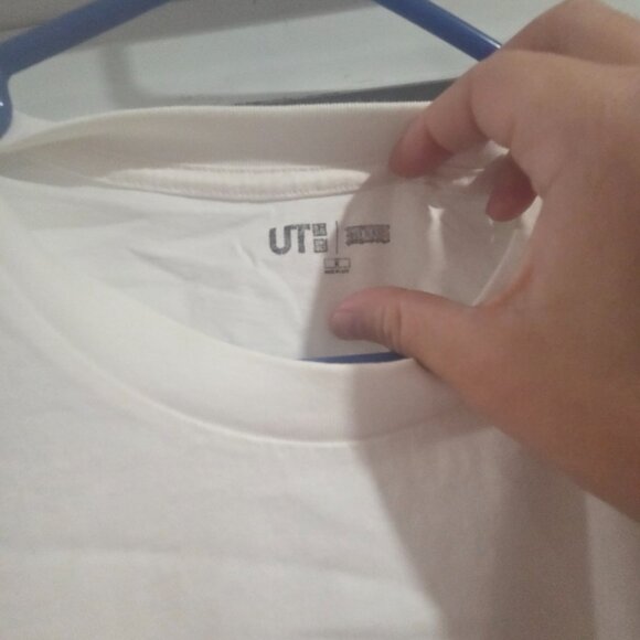 4 Anime T-shirts - Picture 8 of 12